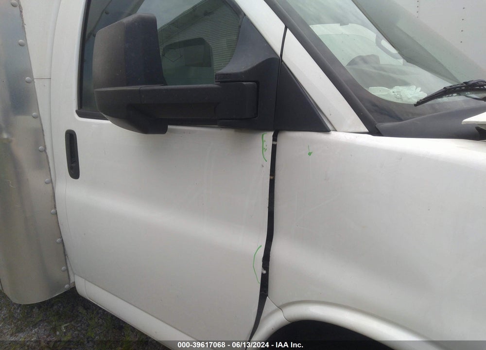 2016 GMC SAVANA CUTAWAY 3500 VIN: 1GD37TCG8G1317480