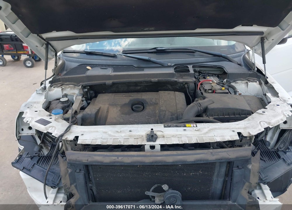 2011 LAND ROVER LR2 VIN: SALFR2BN6BH276653