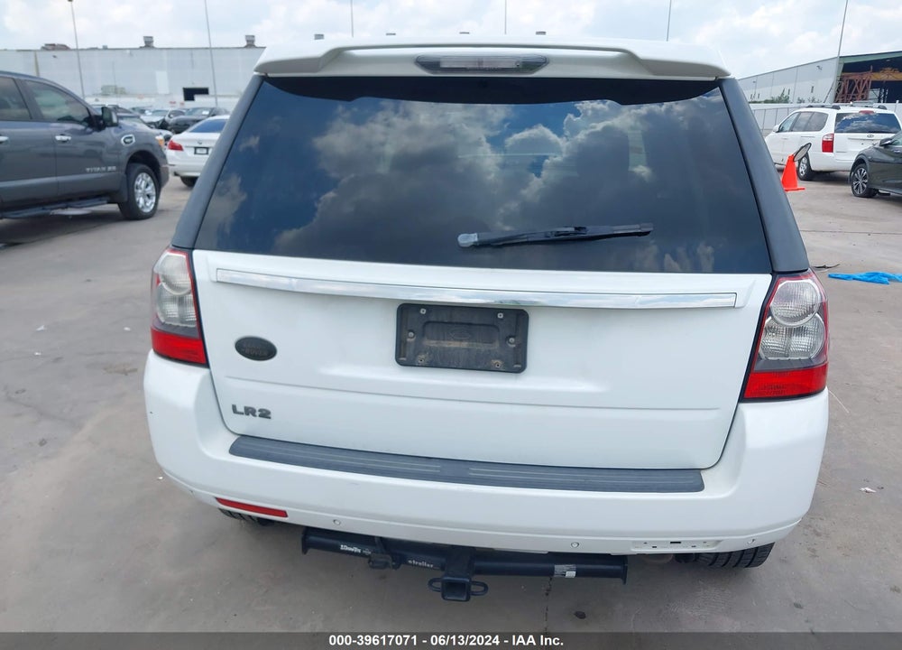 2011 LAND ROVER LR2 VIN: SALFR2BN6BH276653