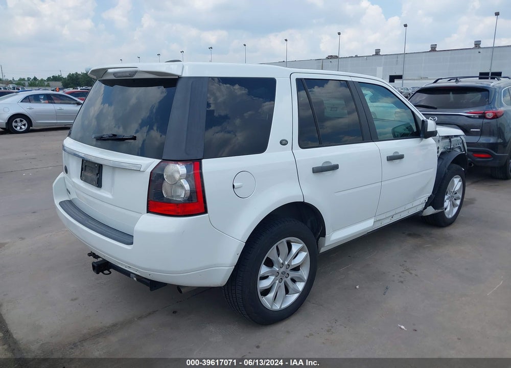 2011 LAND ROVER LR2 VIN: SALFR2BN6BH276653