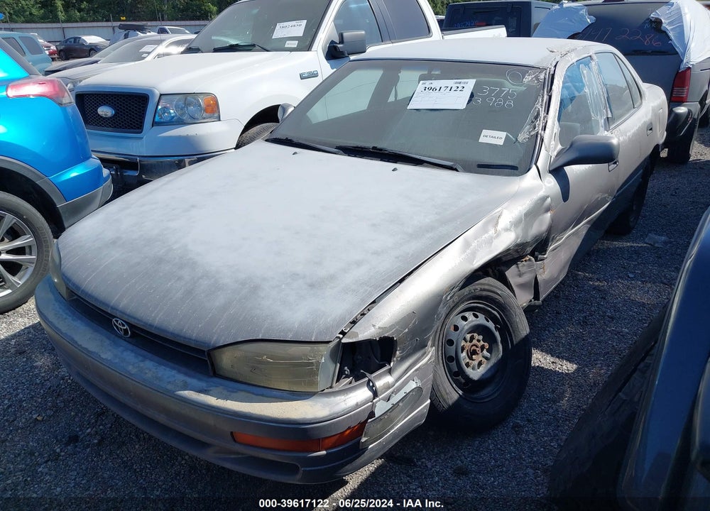 1993 TOYOTA CAMRY LE VIN: JT2SK12E3P0104311