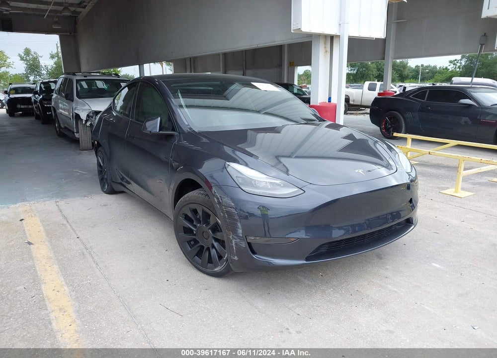 2024 TESLA MODEL Y LONG RANGE DUAL MOTOR ALL-WHEEL DRIVE VIN: 7SAYGDEEXRA265887