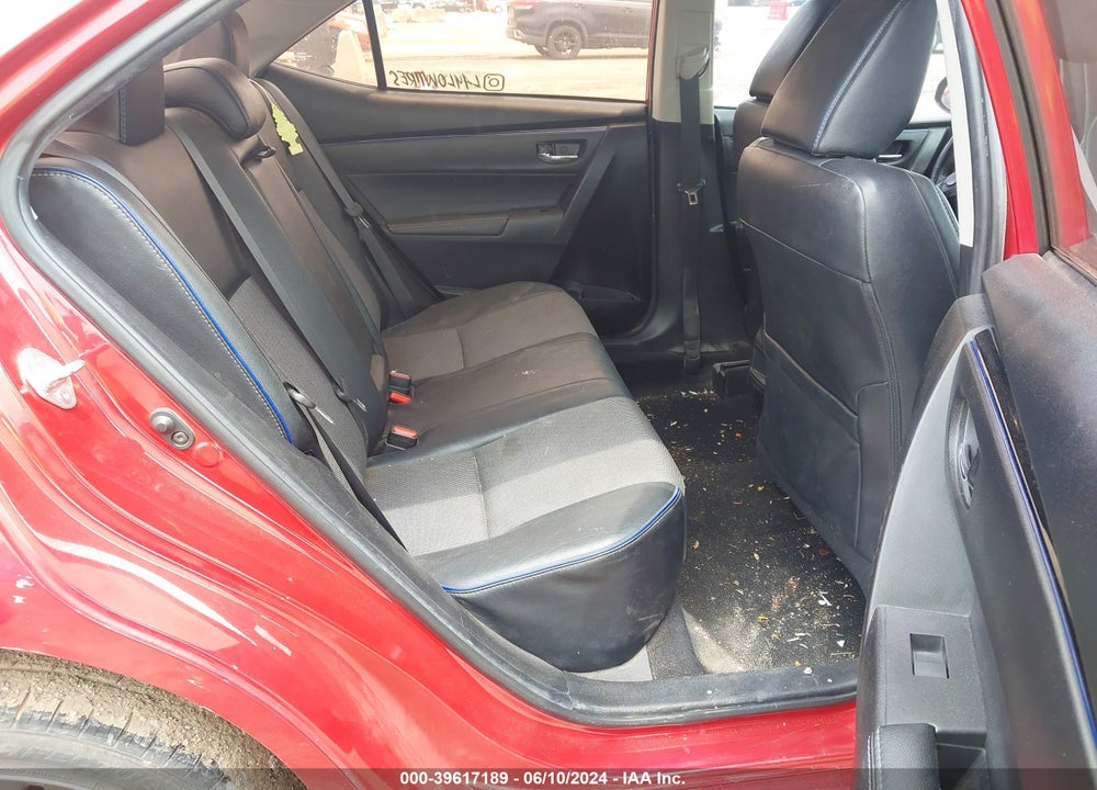2018 TOYOTA COROLLA SE VIN: 5YFBURHE8JP757544