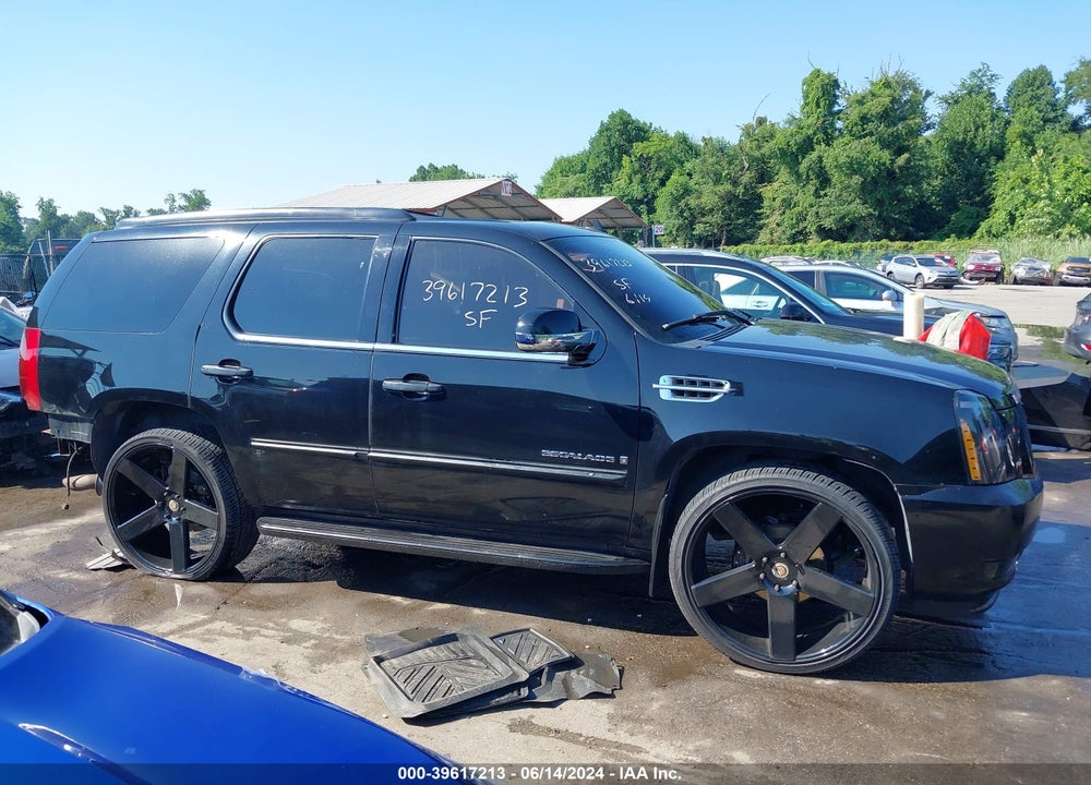 2007 CADILLAC ESCALADE STANDARD VIN: 1GYFK63827R289729