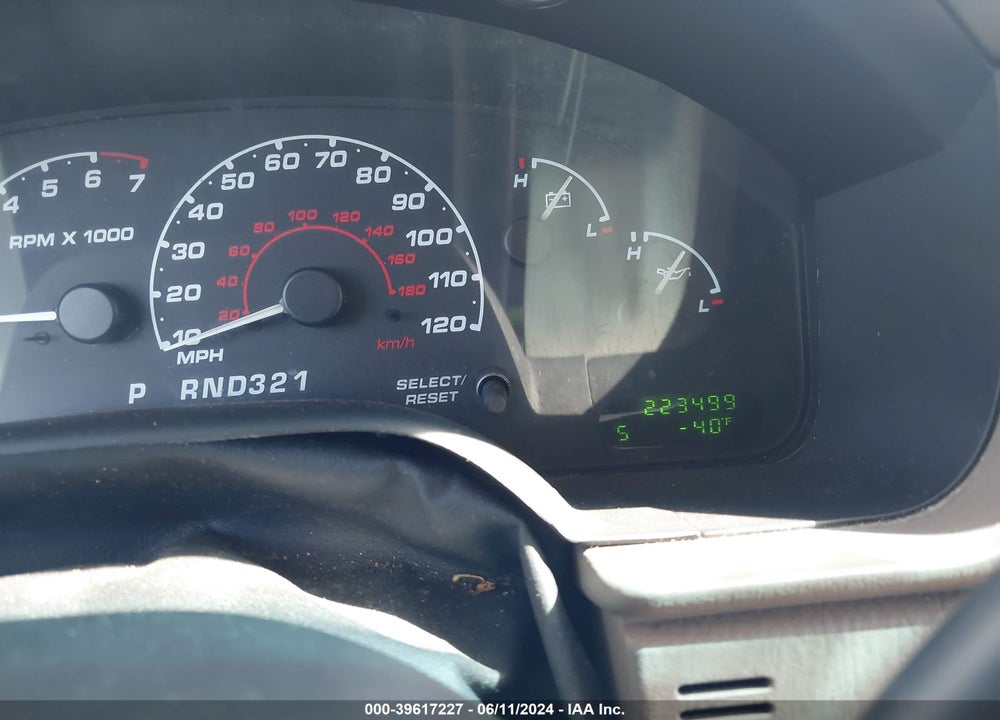 2002 FORD EXPLORER XLT VIN: 1FMZU73E02UB59720