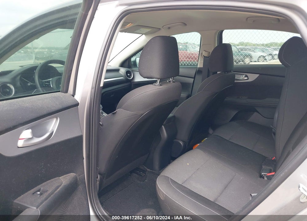 2023 KIA FORTE LXS VIN: 3KPF24AD6PE527085