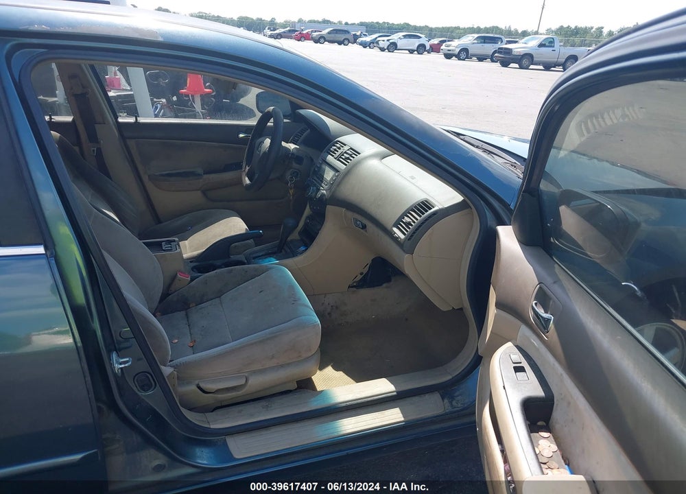 2004 HONDA ACCORD 2.4 LX VIN: JHMCM56344C003552