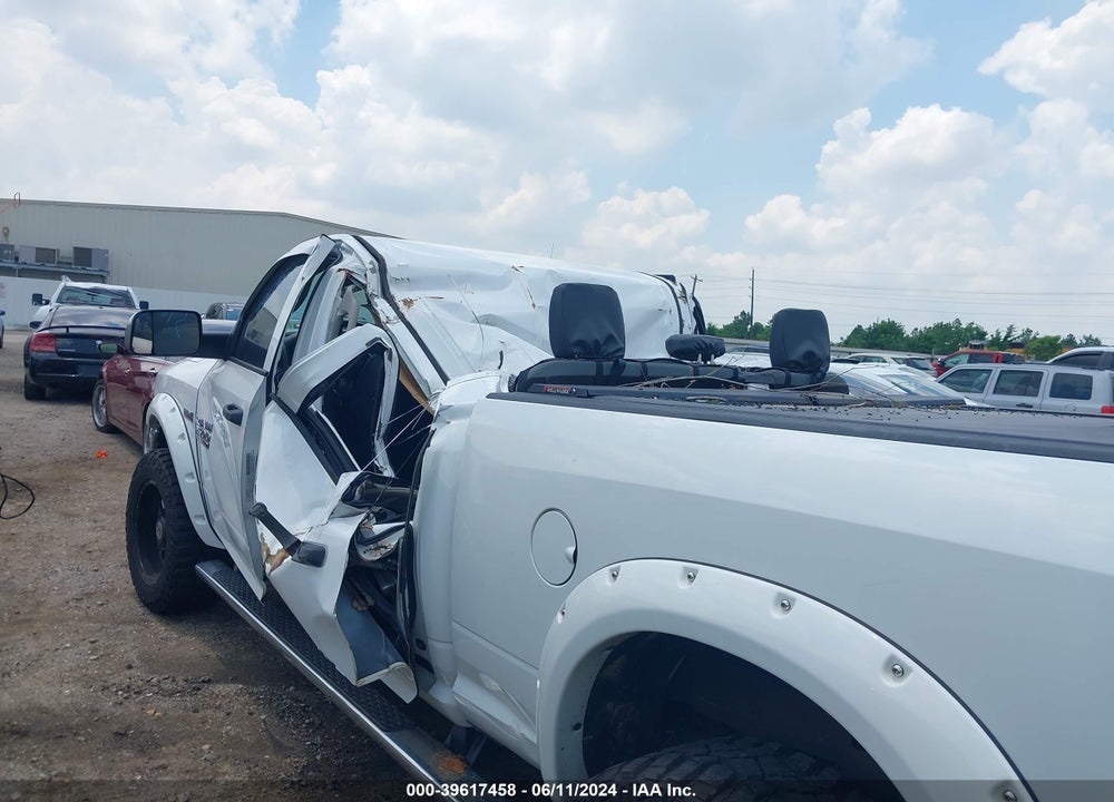 2016 RAM 2500 TRADESMAN VIN: 3C6UR5CJ3GG219783