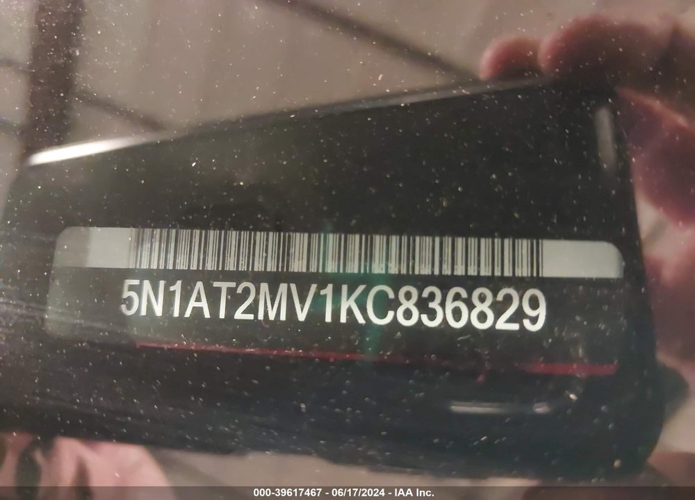 2019 NISSAN ROGUE SV VIN: 5N1AT2MV1KC836829
