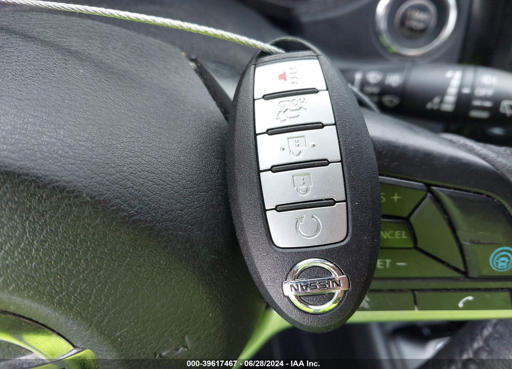 2019 NISSAN ROGUE SV VIN: 5N1AT2MV1KC836829