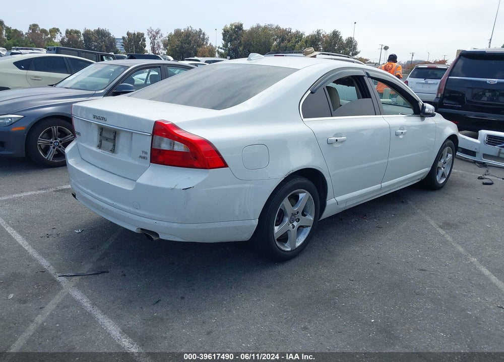 2008 VOLVO S80 T6 VIN: YV1AH992381058920