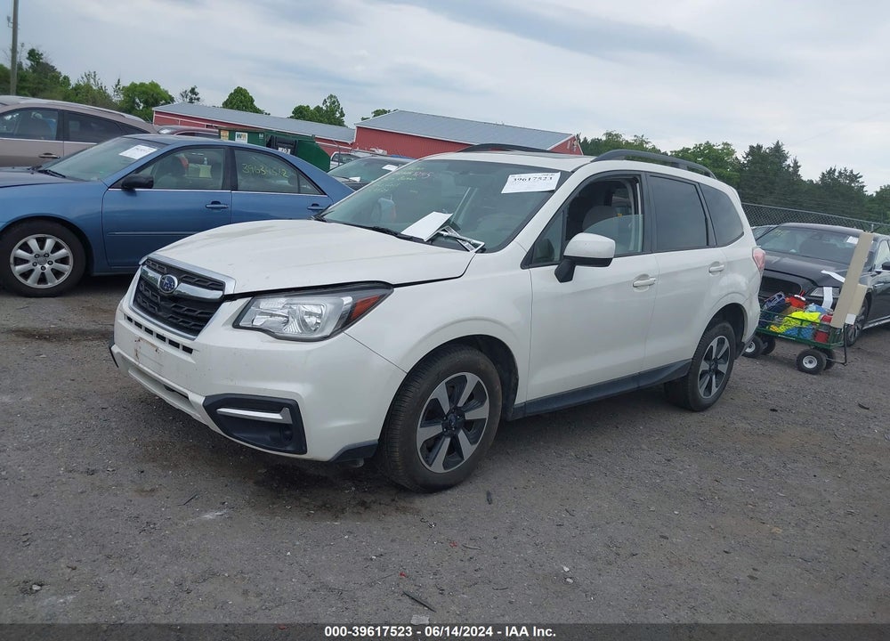 2018 SUBARU FORESTER 2.5I PREMIUM VIN: JF2SJAEC3JH517621