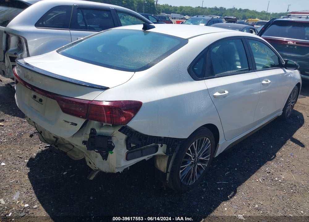 2022 KIA FORTE GT LINE VIN: 3KPF54AD0NE457734