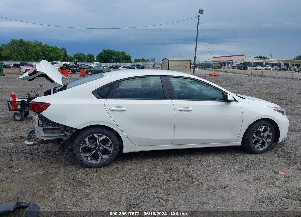2019 KIA FORTE LXS VIN: 3KPF24AD4KE078353