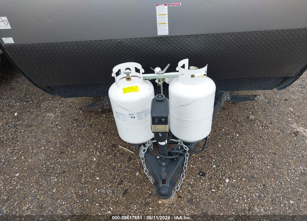 2019 COACHMEN CATALINA 243RBS VIN: 5ZT2CANB8KU033208