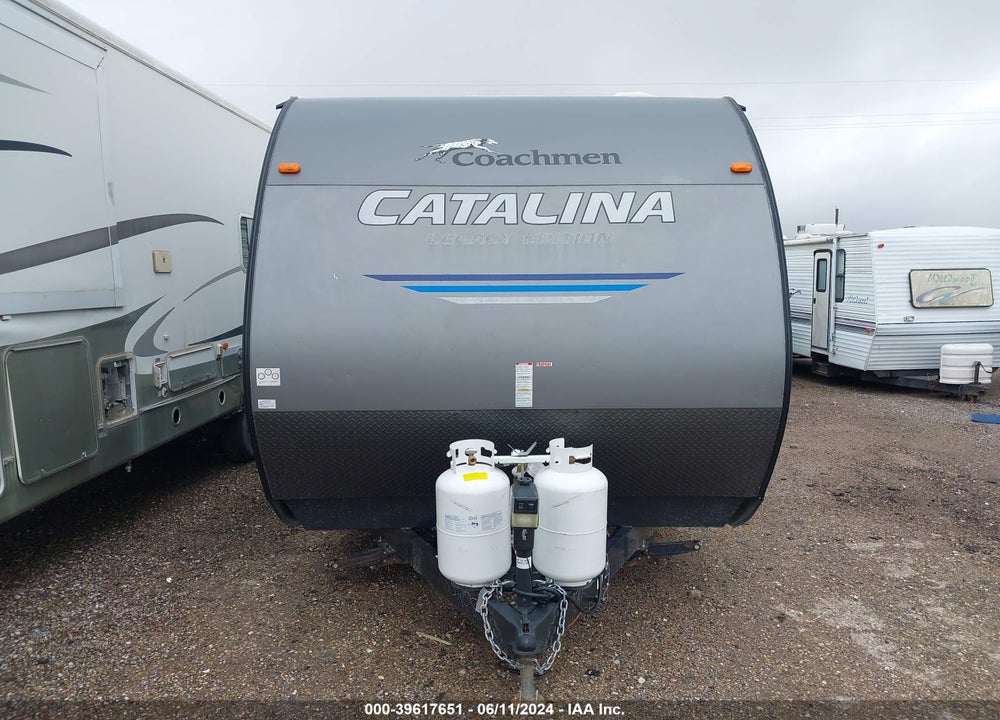 2019 COACHMEN CATALINA 243RBS VIN: 5ZT2CANB8KU033208