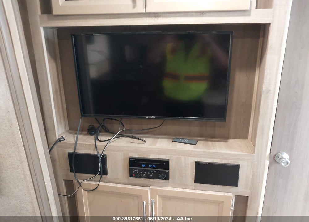2019 COACHMEN CATALINA 243RBS VIN: 5ZT2CANB8KU033208