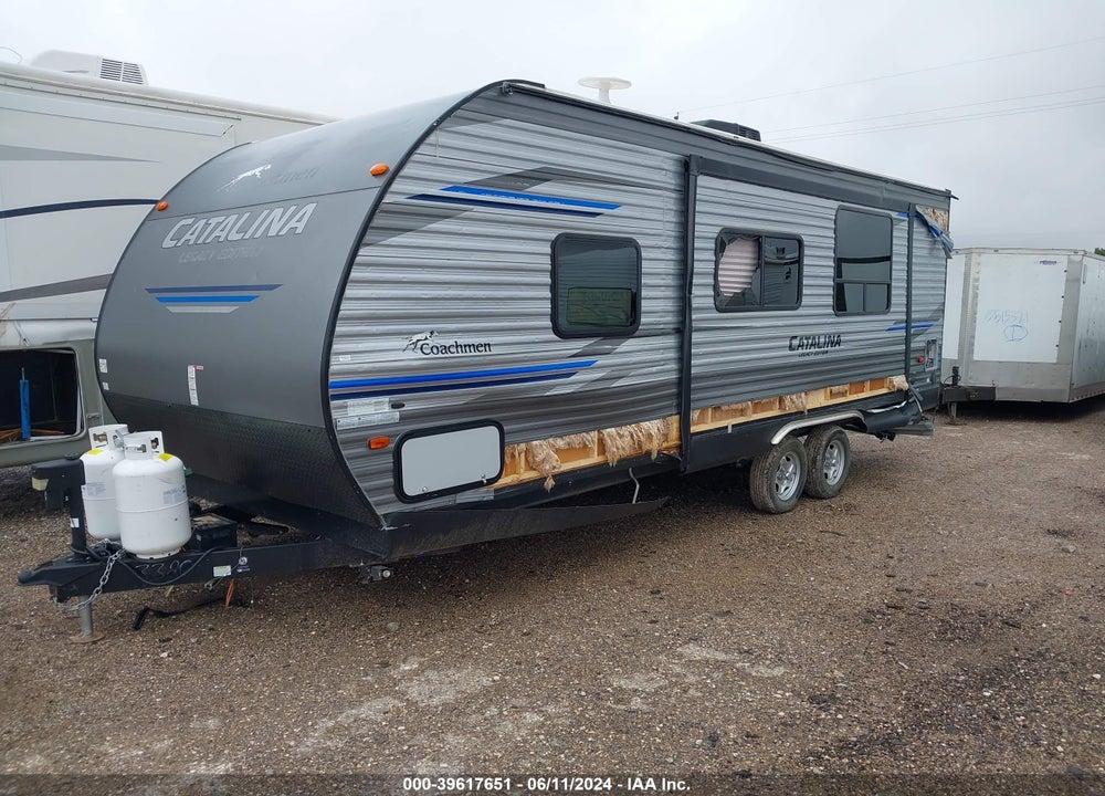2019 COACHMEN CATALINA 243RBS VIN: 5ZT2CANB8KU033208