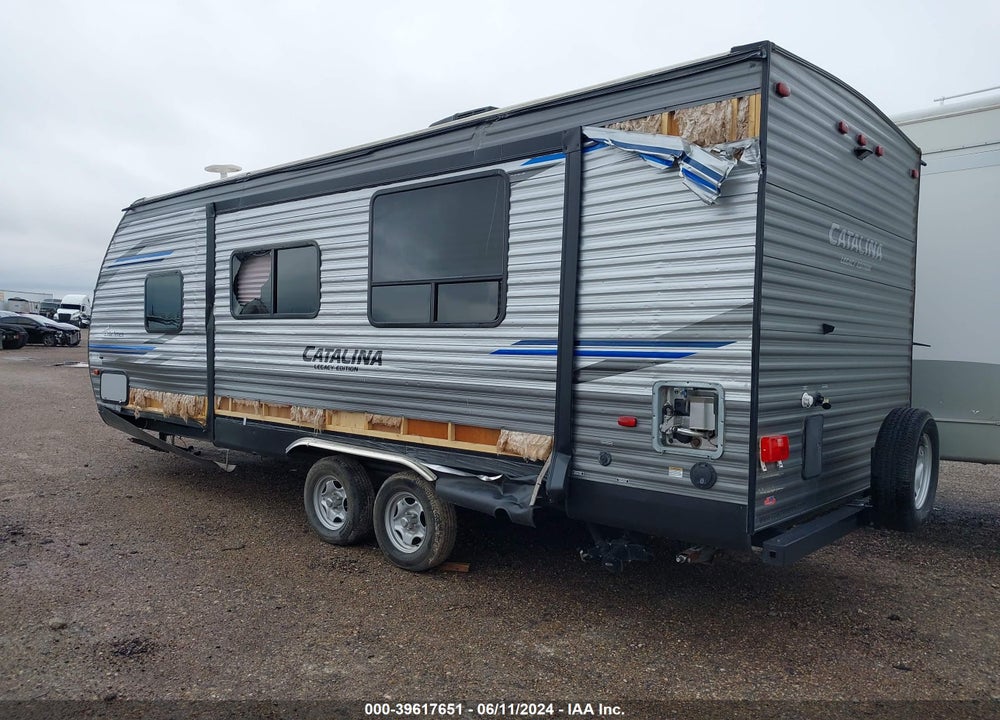 2019 COACHMEN CATALINA 243RBS VIN: 5ZT2CANB8KU033208