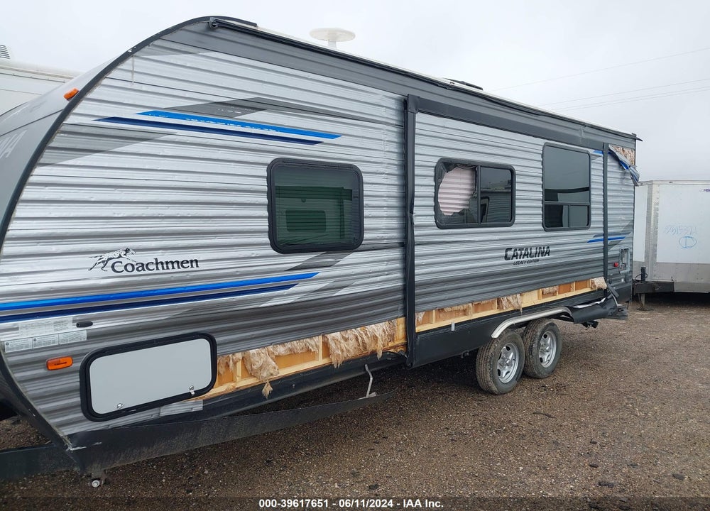 2019 COACHMEN CATALINA 243RBS VIN: 5ZT2CANB8KU033208