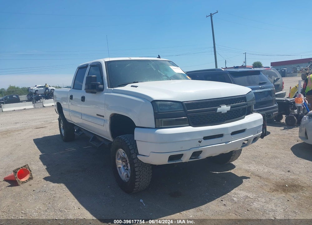 2006 CHEVROLET SILVERADO 2500HD LT1 VIN: 1GCHK23D06F197104