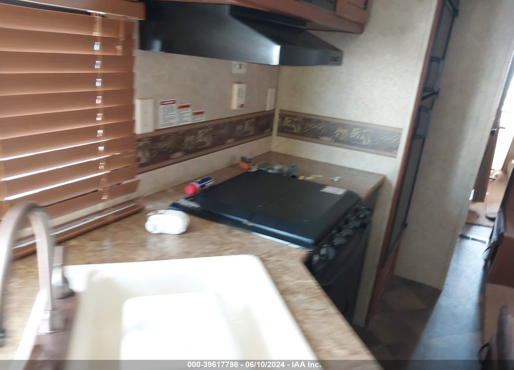 2012 KEYSTONE SPRINGDALE VIN: 4YDT30320C3101959