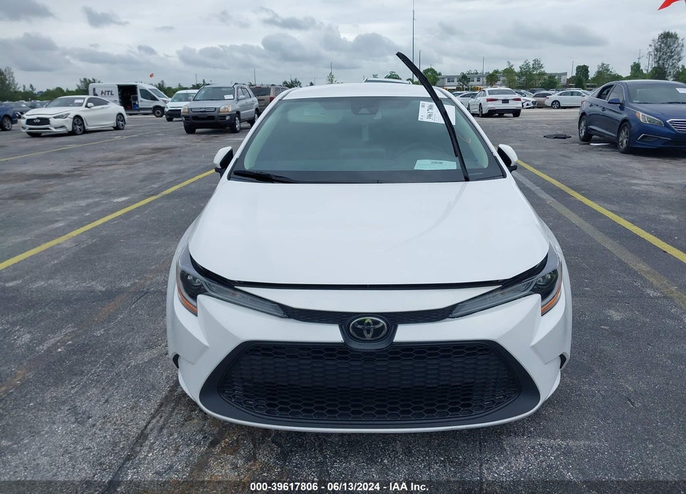2021 TOYOTA COROLLA LE VIN: 5YFEPMAE1MP152755