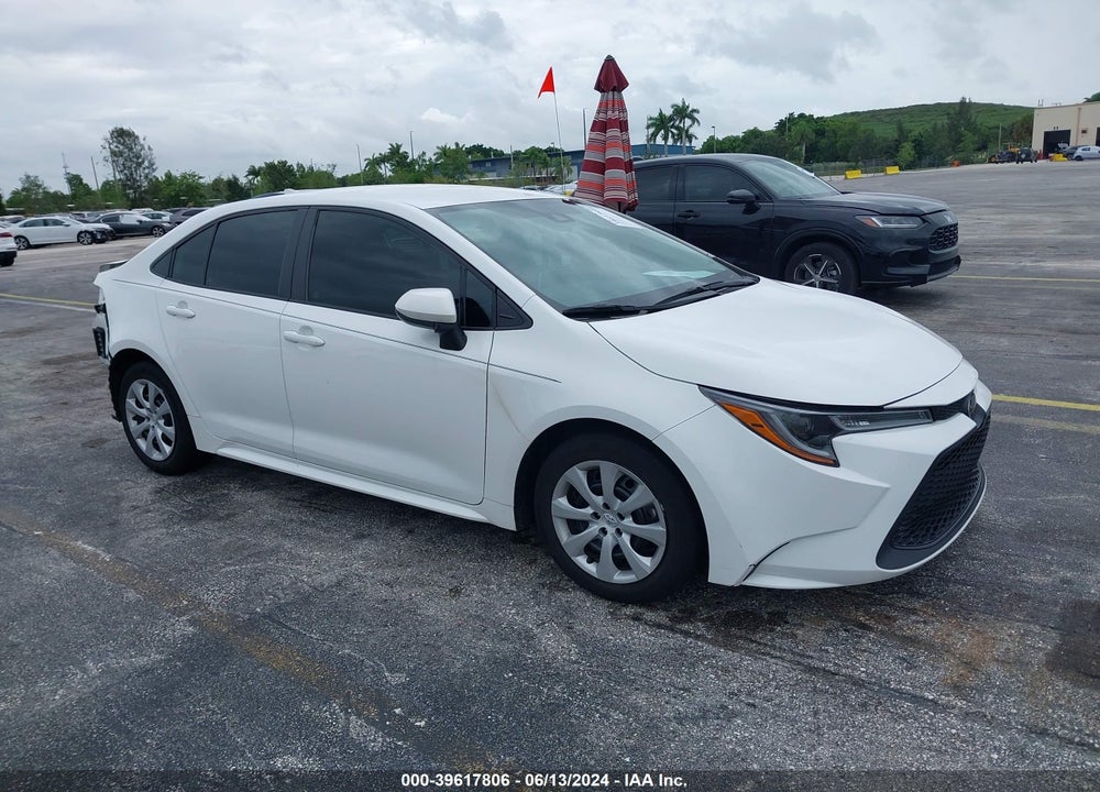 2021 TOYOTA COROLLA LE VIN: 5YFEPMAE1MP152755