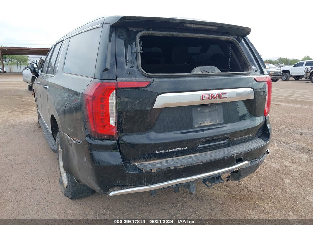 2022 GMC YUKON XL 2WD DENALI VIN: 1GKS1JKT4NR213947