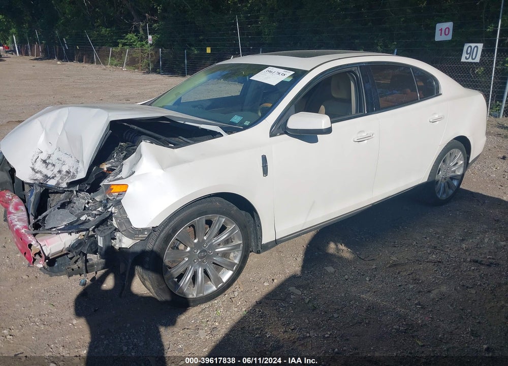 2010 LINCOLN MKS VIN: 1LNHL9DR5AG615929
