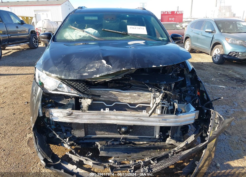 2019 CHRYSLER PACIFICA TOURING L PLUS VIN: 2C4RC1EG8KR610022