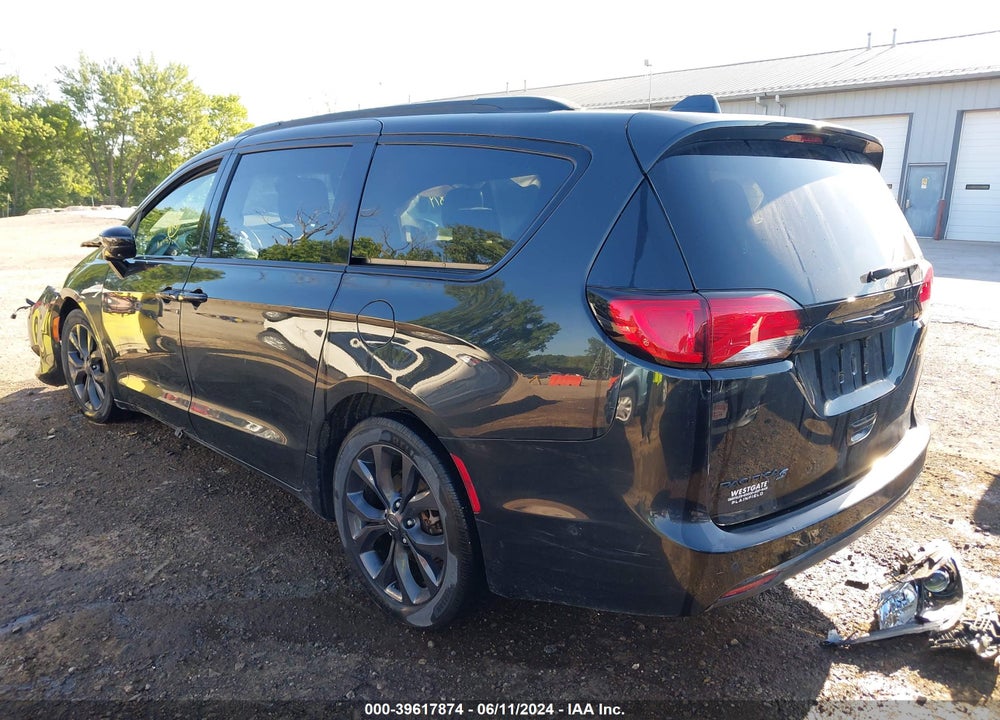 2019 CHRYSLER PACIFICA TOURING L PLUS VIN: 2C4RC1EG8KR610022