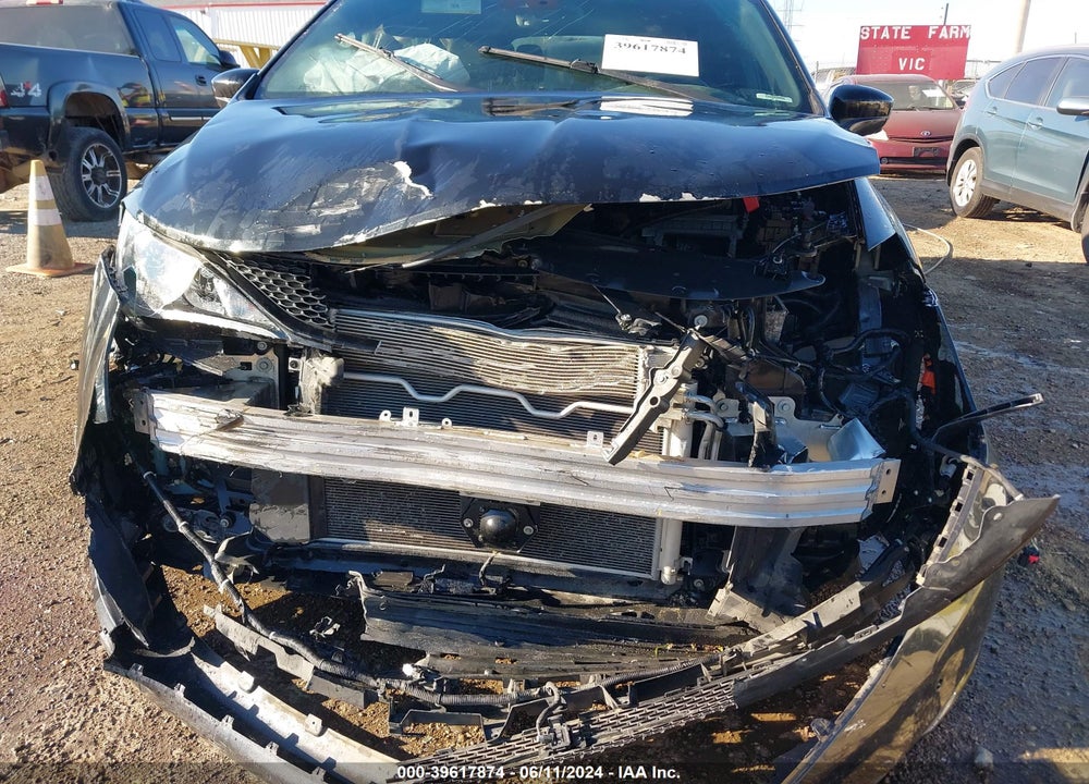 2019 CHRYSLER PACIFICA TOURING L PLUS VIN: 2C4RC1EG8KR610022