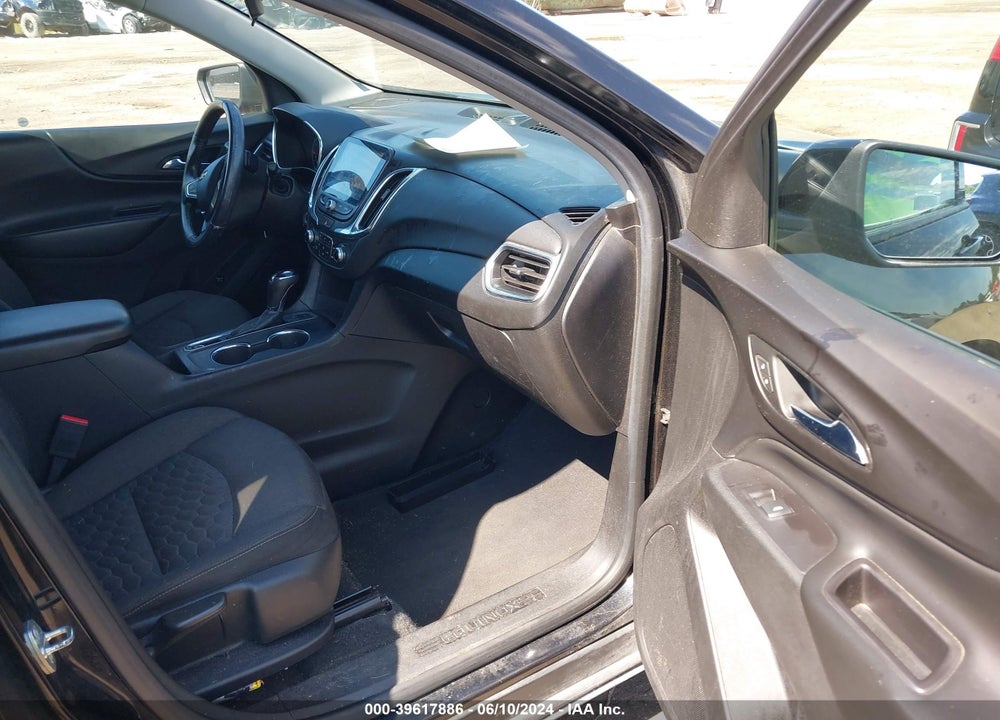 2019 CHEVROLET EQUINOX LT VIN: 2GNAXLEX2K6172135