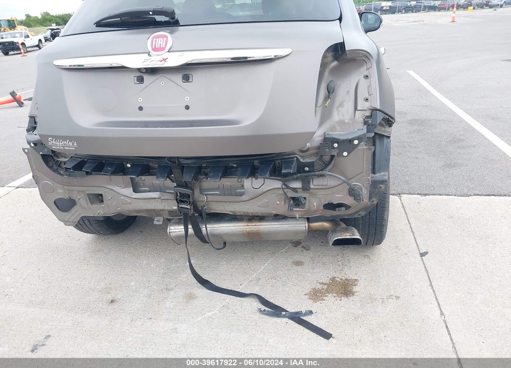 2016 FIAT 500X VIN: ZFBCFXBT5GP351082