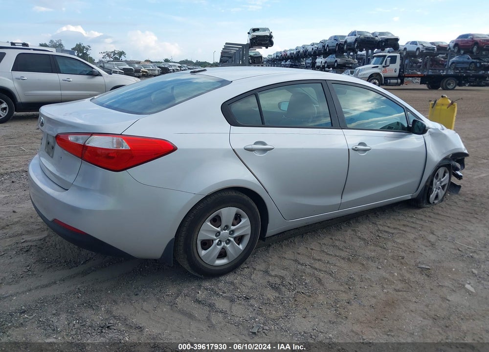 2015 KIA FORTE LX VIN: KNAFK4A68F5410004