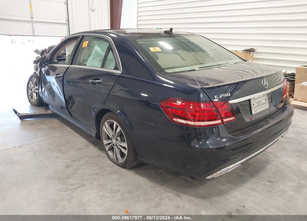 2015 MERCEDES-BENZ E 250 BLUETEC 4MATIC VIN: WDDHF9HB9FB123844