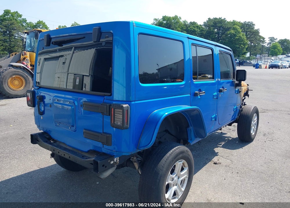 2015 JEEP WRANGLER UNLIMITED SAHARA VIN: 1C4BJWEG9FL675139