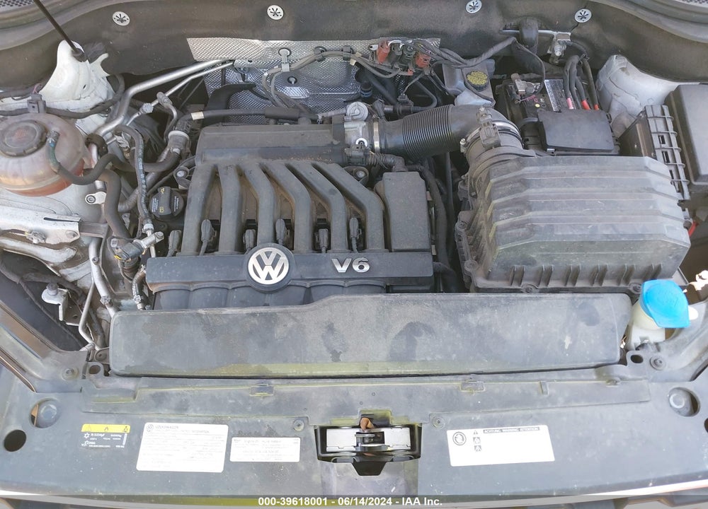 2019 VOLKSWAGEN ATLAS 3.6L V6 SE W/TECHNOLOGY R-LINE VIN: 1V2YR2CA4KC580457