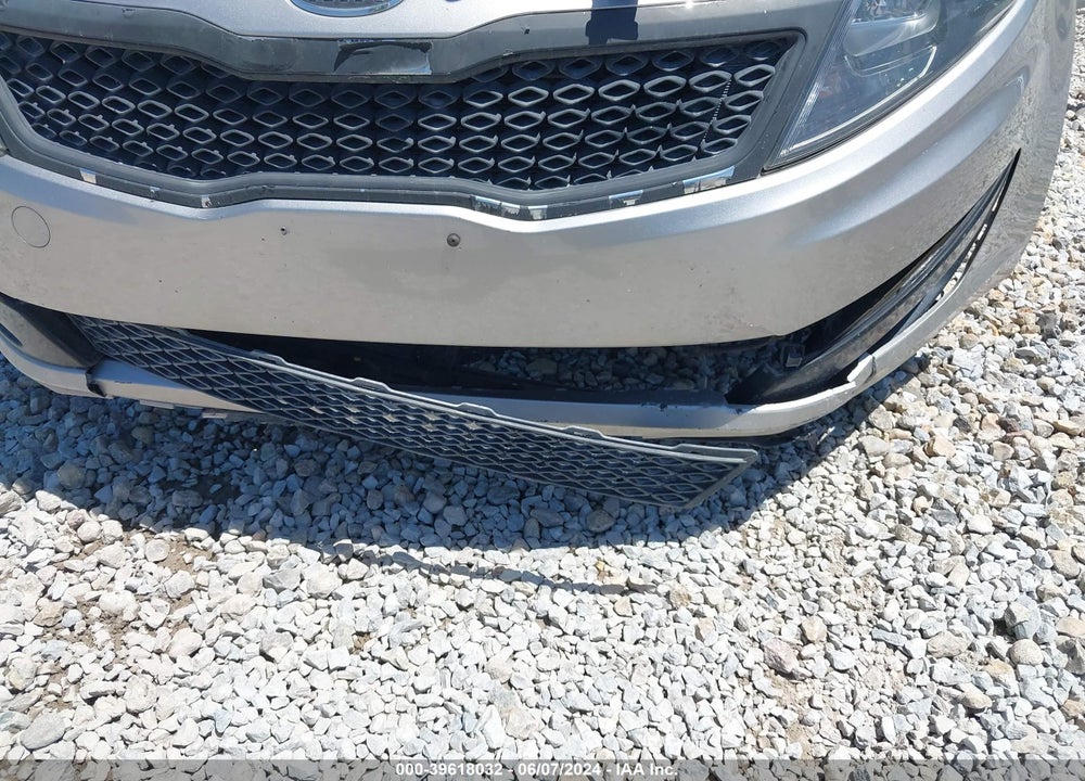 2011 KIA OPTIMA EX VIN: KNAGN4A70B5075688