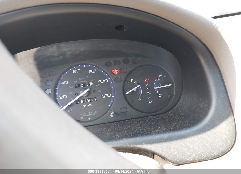 2000 HONDA CIVIC LX VIN: 2HGEJ6674YH511858
