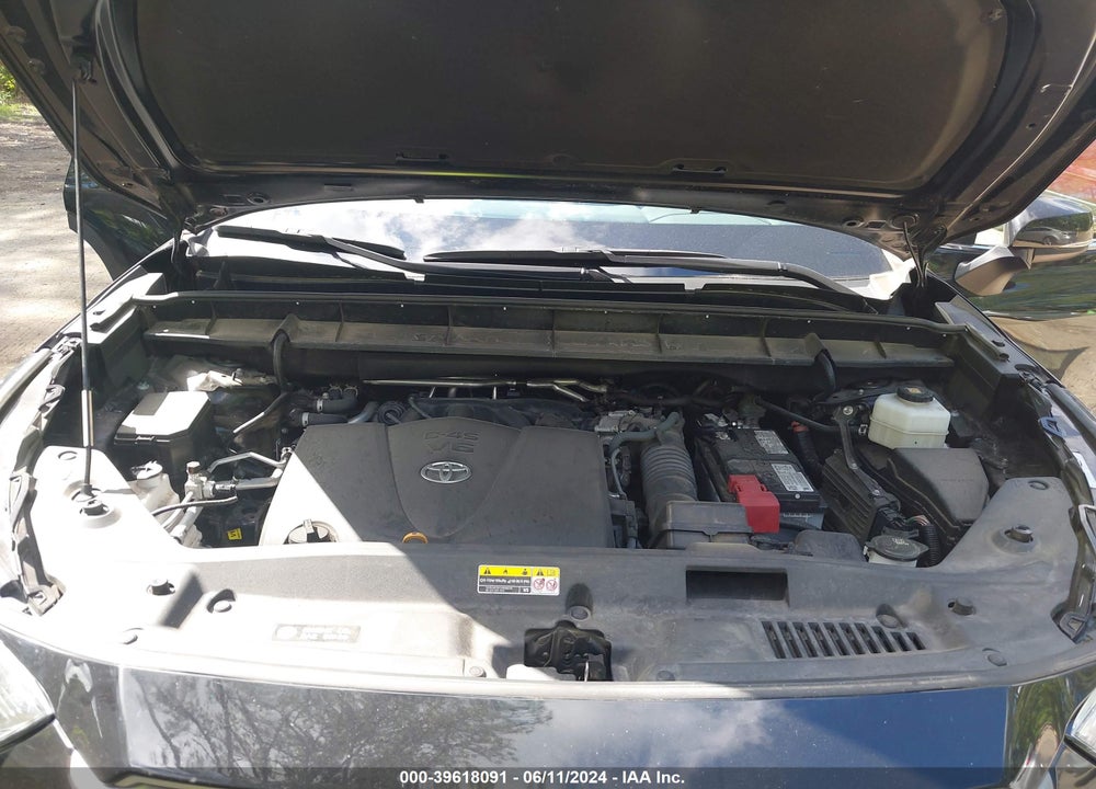 2021 TOYOTA HIGHLANDER XLE VIN: 5TDGZRBH0MS541144