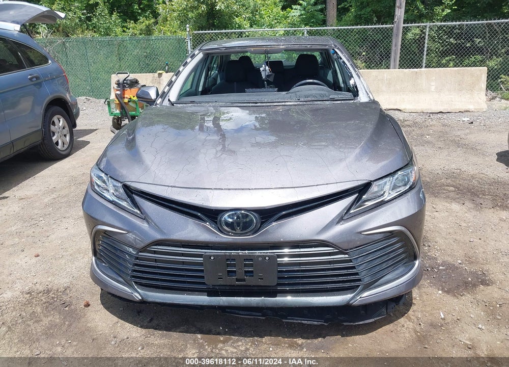 2022 TOYOTA CAMRY LE VIN: 4T1R11AK0NU648380