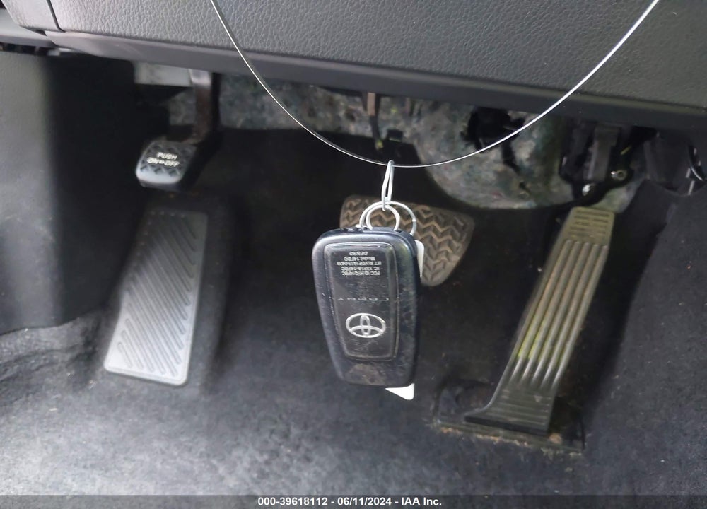 2022 TOYOTA CAMRY LE VIN: 4T1R11AK0NU648380