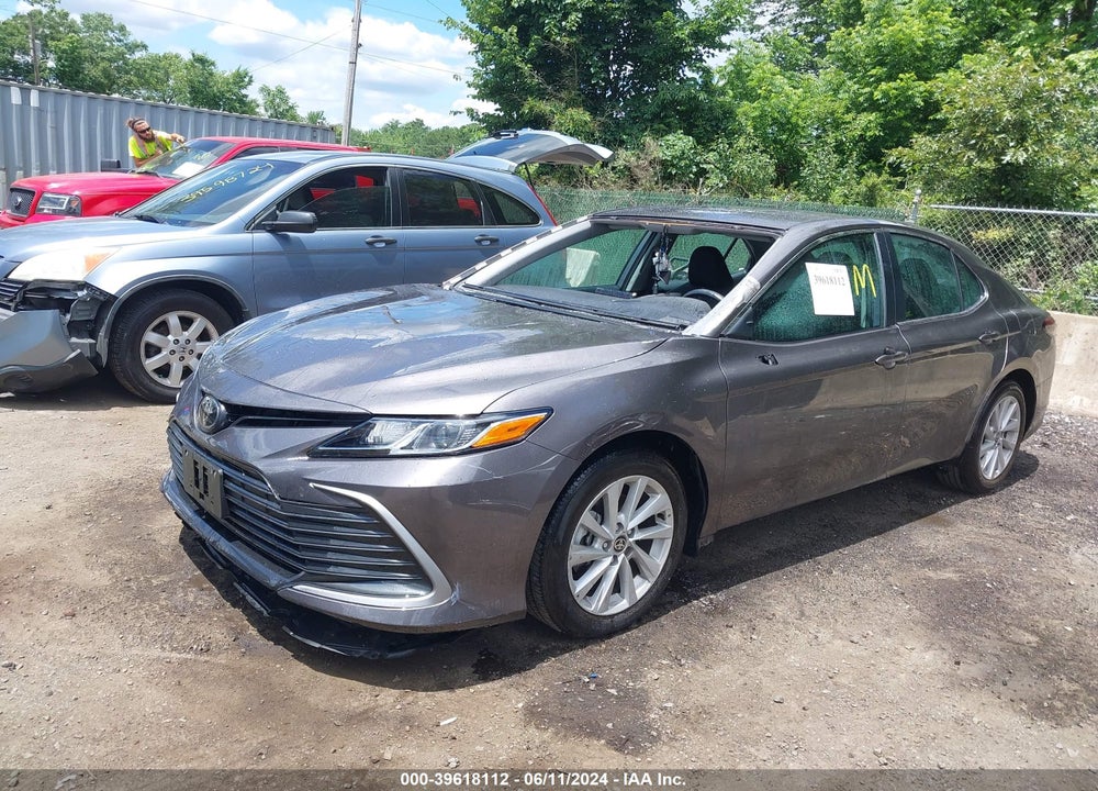 2022 TOYOTA CAMRY LE VIN: 4T1R11AK0NU648380