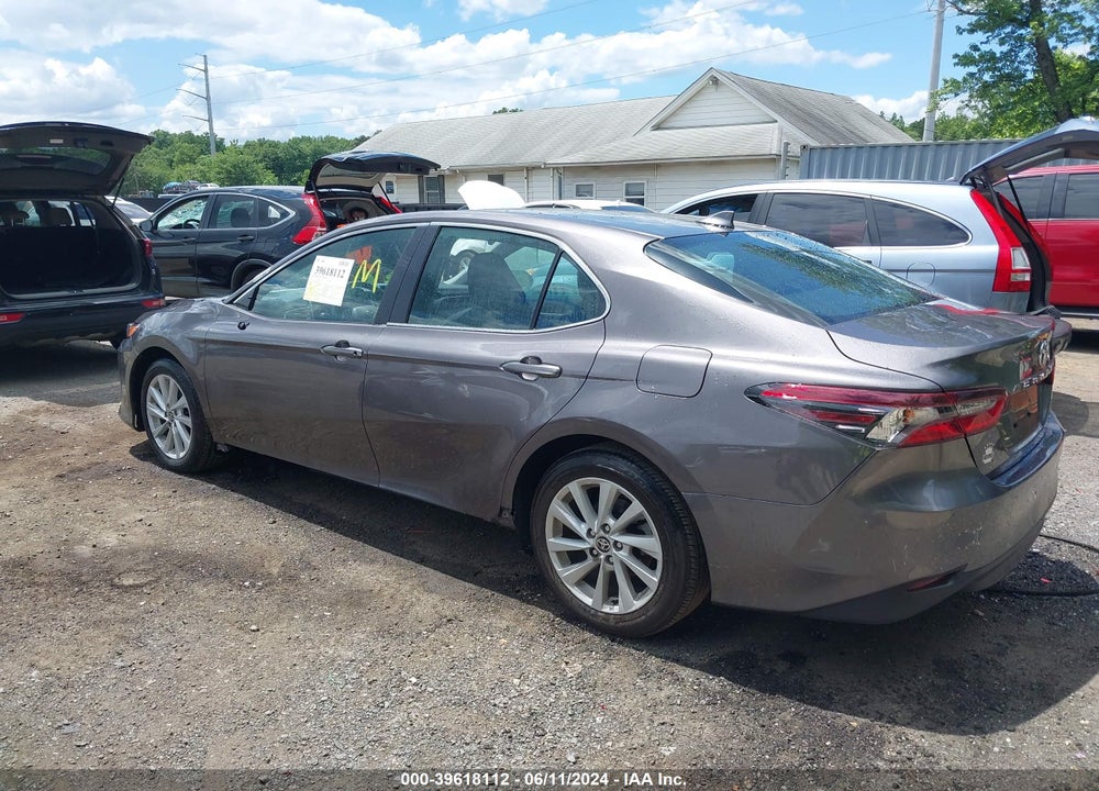 2022 TOYOTA CAMRY LE VIN: 4T1R11AK0NU648380