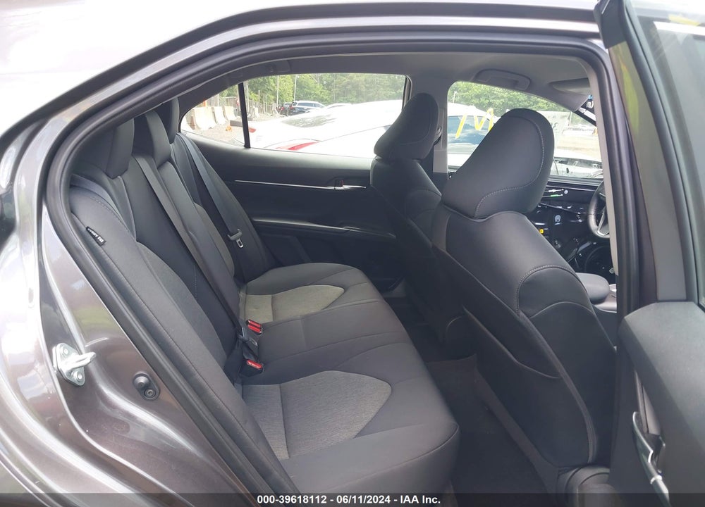 2022 TOYOTA CAMRY LE VIN: 4T1R11AK0NU648380