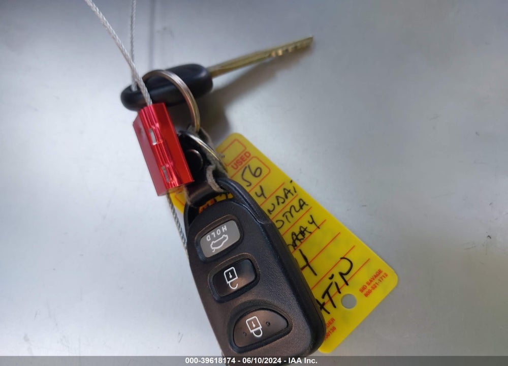 2014 HYUNDAI ELANTRA SE VIN: 5NPDH4AE6EH485945