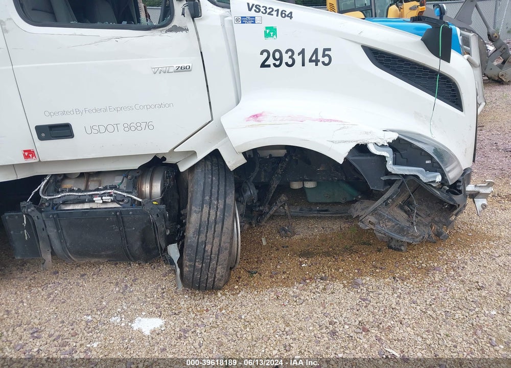 2023 VOLVO VNL VIN: 4V4NC9EH2PN622164