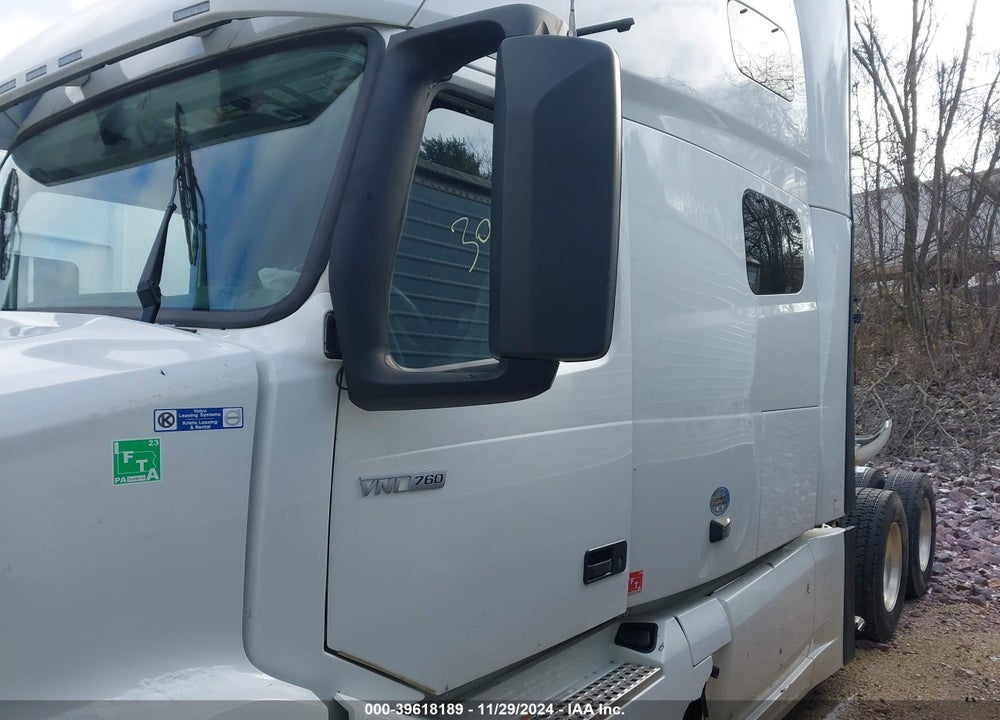 2023 VOLVO VNL VIN: 4V4NC9EH2PN622164